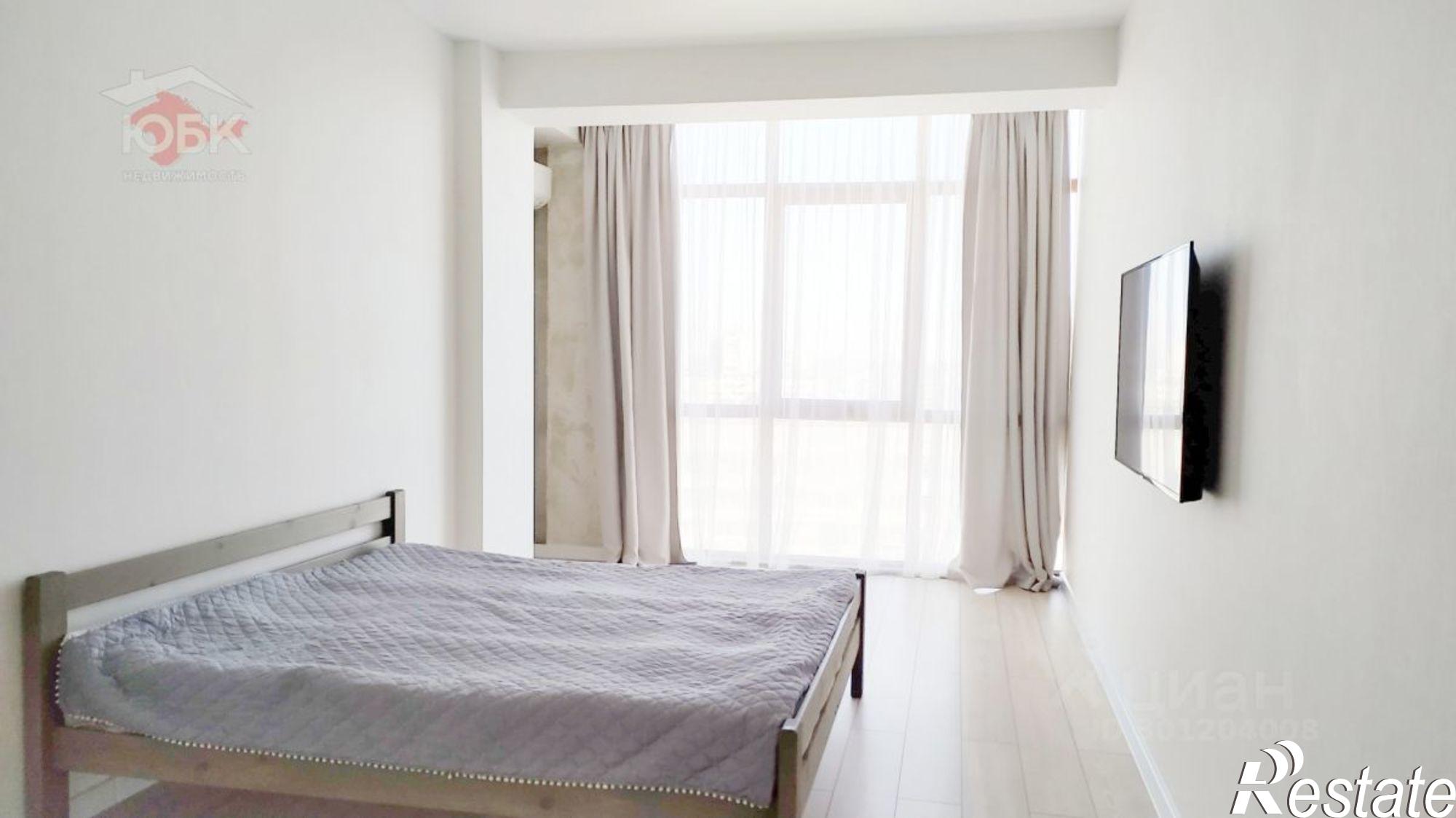 Купить квартиру за 14 000 000 рублей на Интернациональная улица, 130