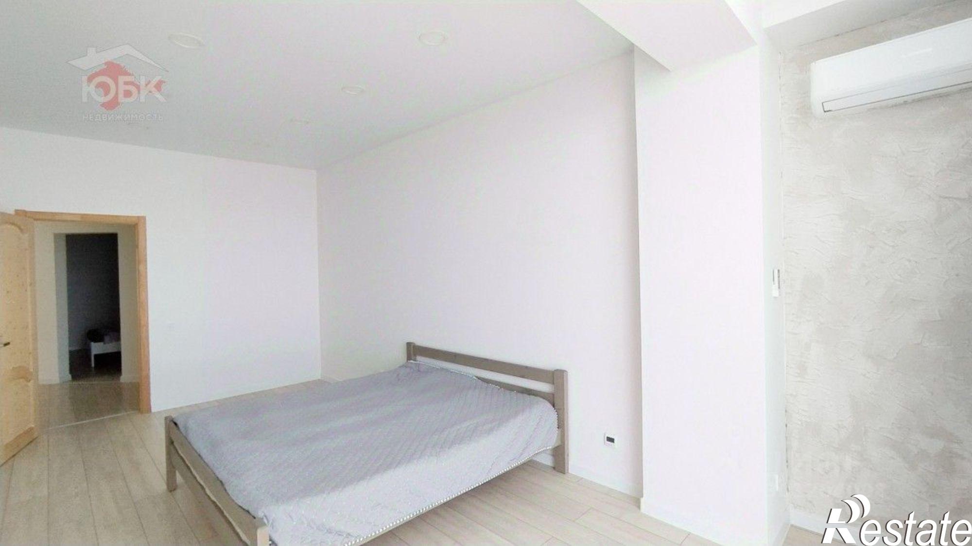 Купить квартиру за 14 000 000 рублей на Интернациональная улица, 130