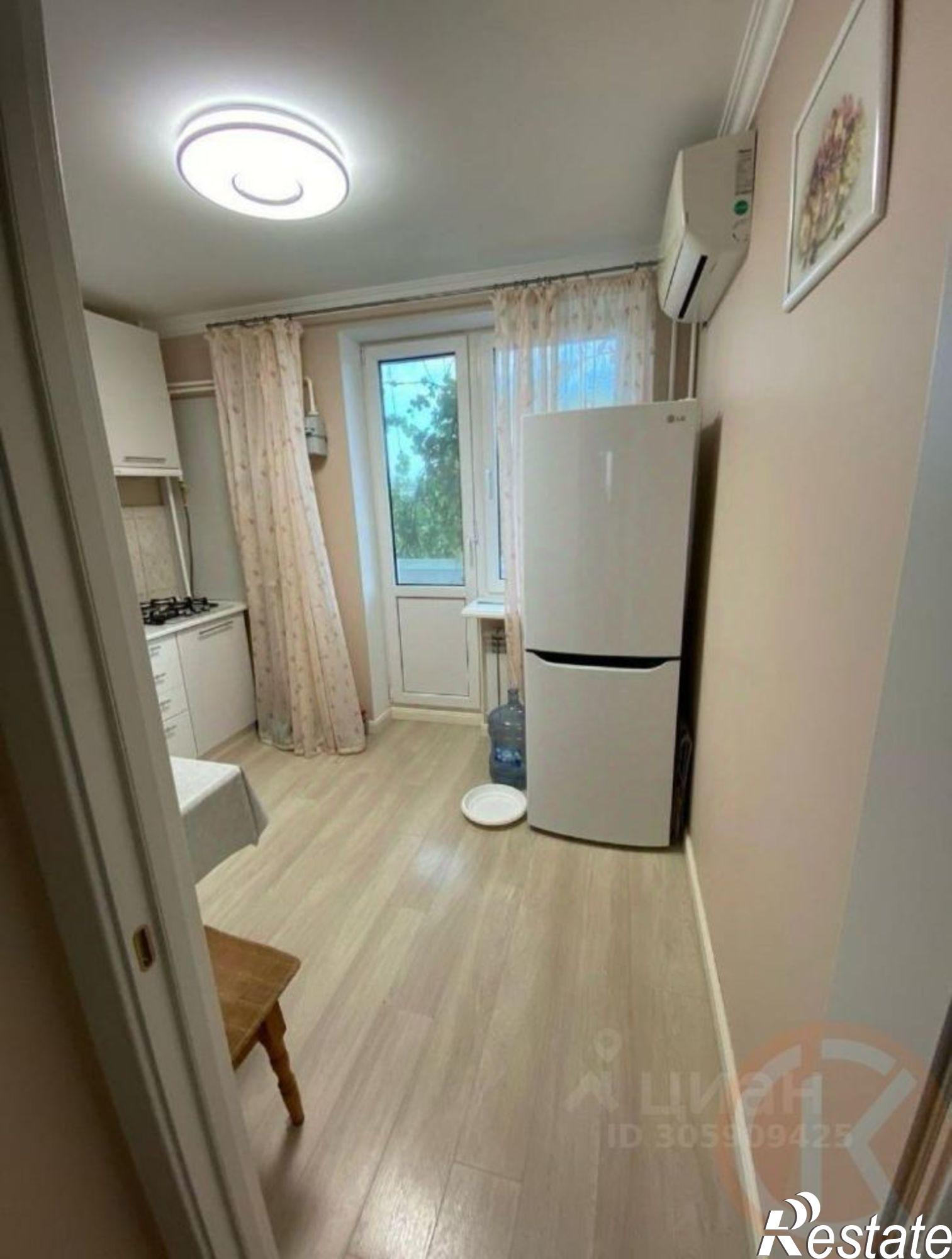 Купить квартиру за 10 000 000 рублей на ул Школьная, 13