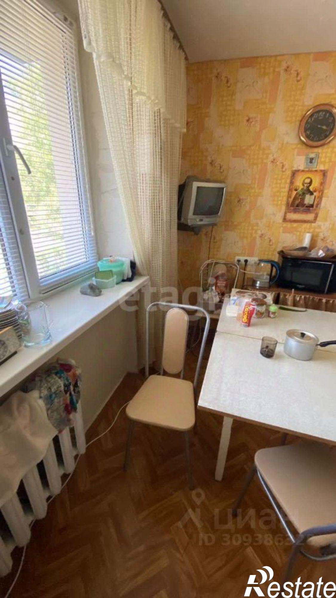 Купить квартиру за 10 000 000 рублей на проспект Победы, 38