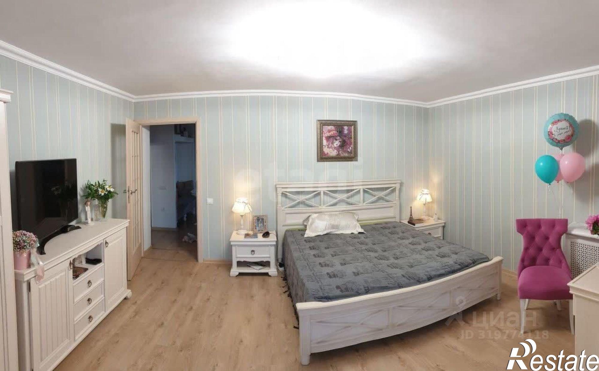 Купить квартиру за 13 500 000 рублей на Интернациональная улица, 118