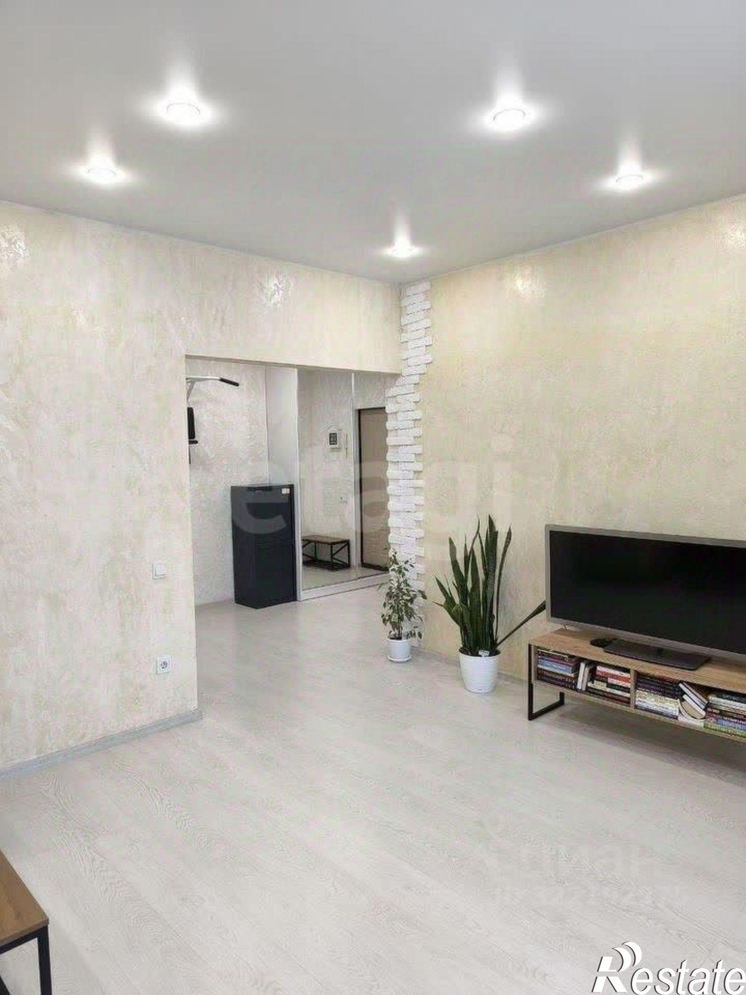 Купить квартиру за 14 700 000 рублей на пр-кт Победы, 38