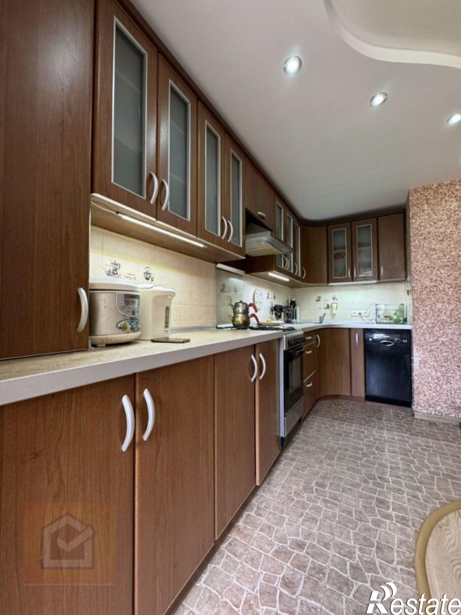 Купить квартиру за 10 500 000 рублей на пр-кт Победы, 62