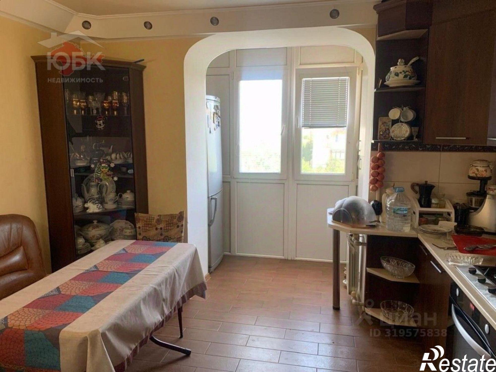 Купить квартиру за 12 500 000 рублей на улица 60-летия Октября, 28