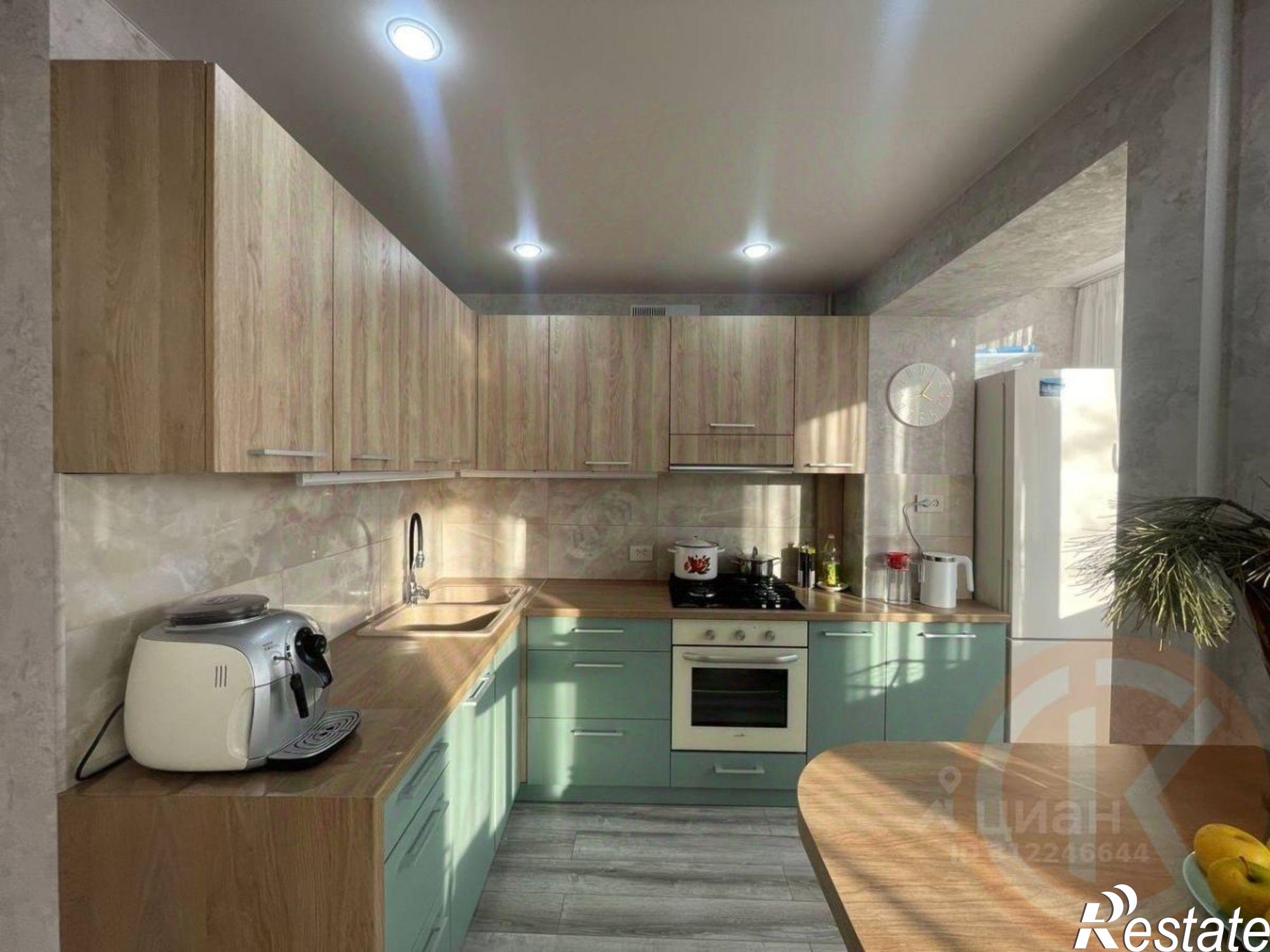 Купить квартиру за 10 350 000 рублей на улица Демышева, 156