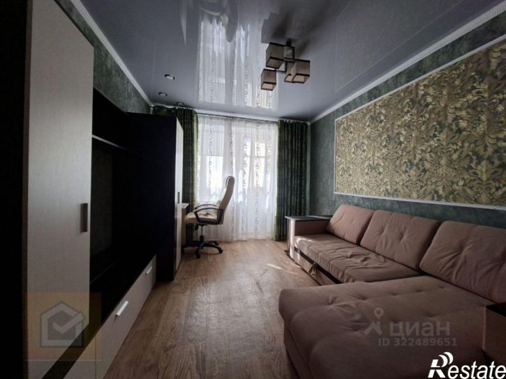 2-комн квартира ул им.Конституции, 11/35,  д. 11/35