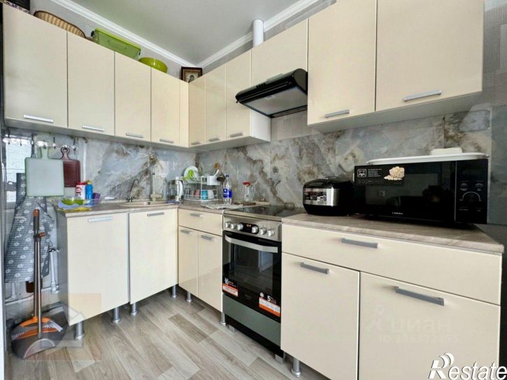 2-комн квартира улица 60 лет ВЛКСМ, 31 к4,  д. 31 к4