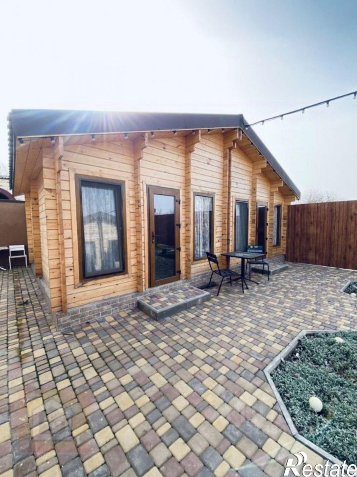 Отдельное здание ул Аллея Дружбы, 42,  д. 42