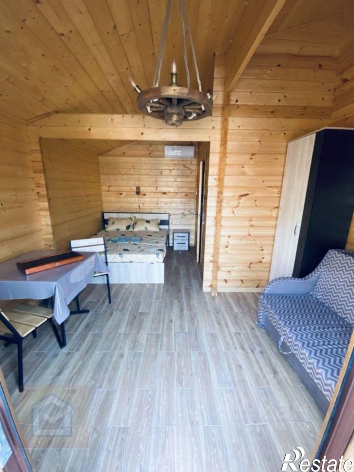 Отдельное здание ул Аллея Дружбы, 42,  д. 42