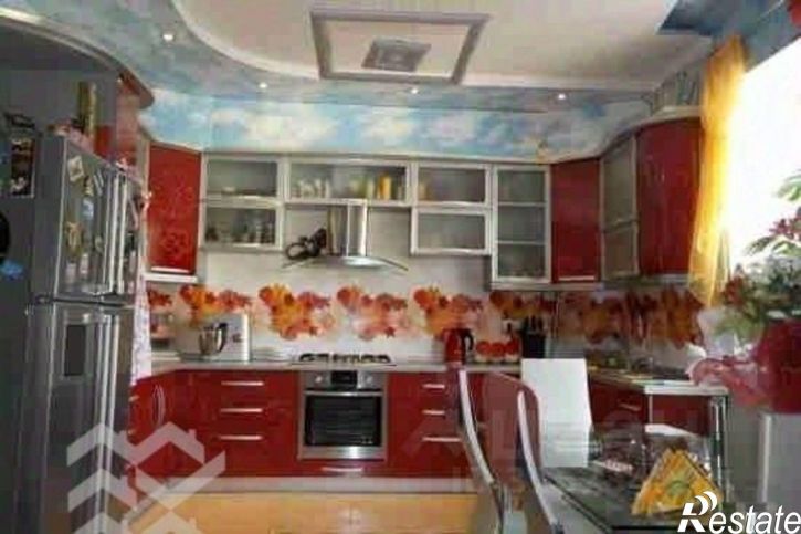 6-комн квартира Интернациональная улица, 81,  д. 81