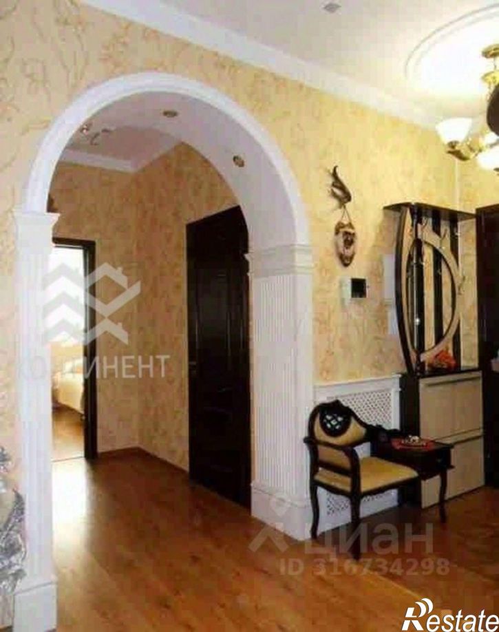 6-комн квартира Интернациональная улица, 81,  д. 81