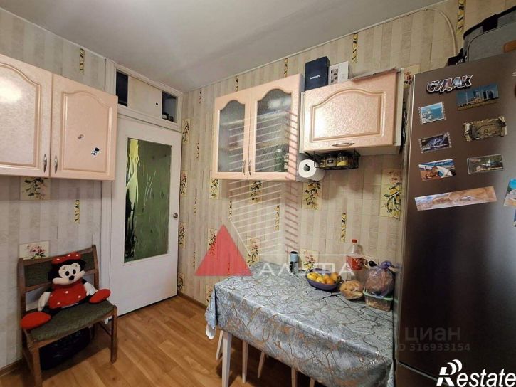 4-комн квартира проспект Победы, 60,  д. 60