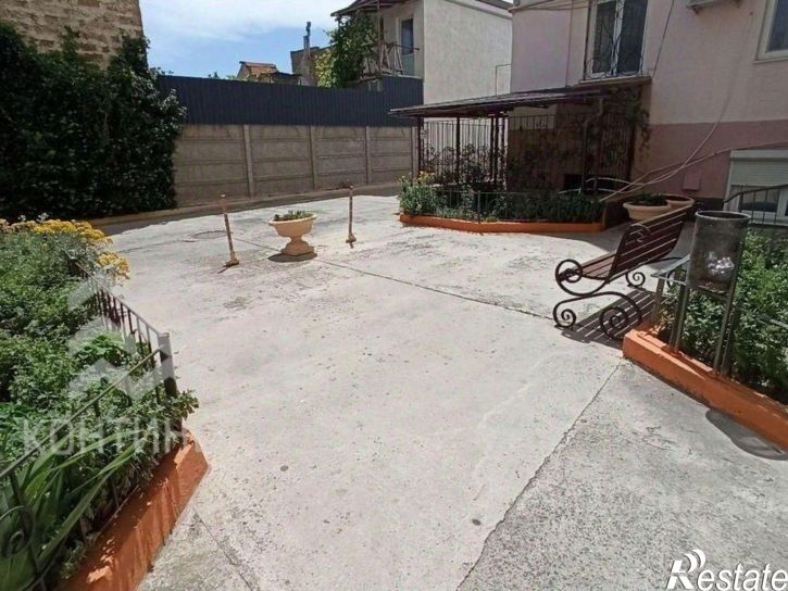 3-комн квартира улица Кропоткина, 63А,  д. 63А