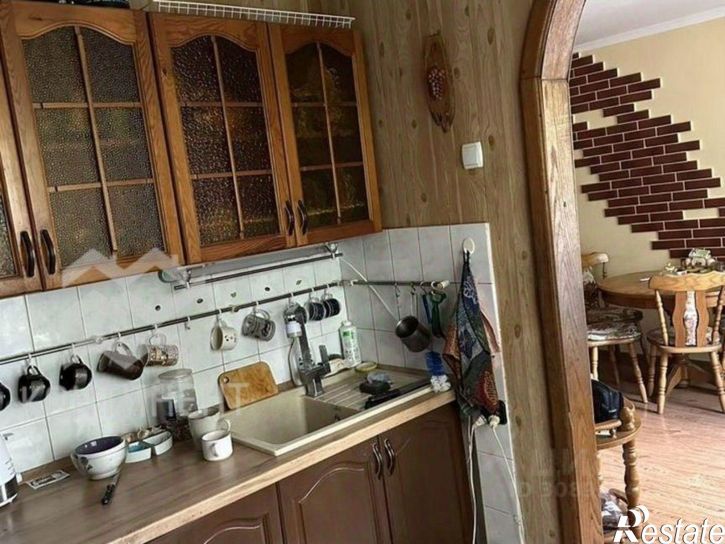 4-комн квартира улица Демышева, 156,  д. 156