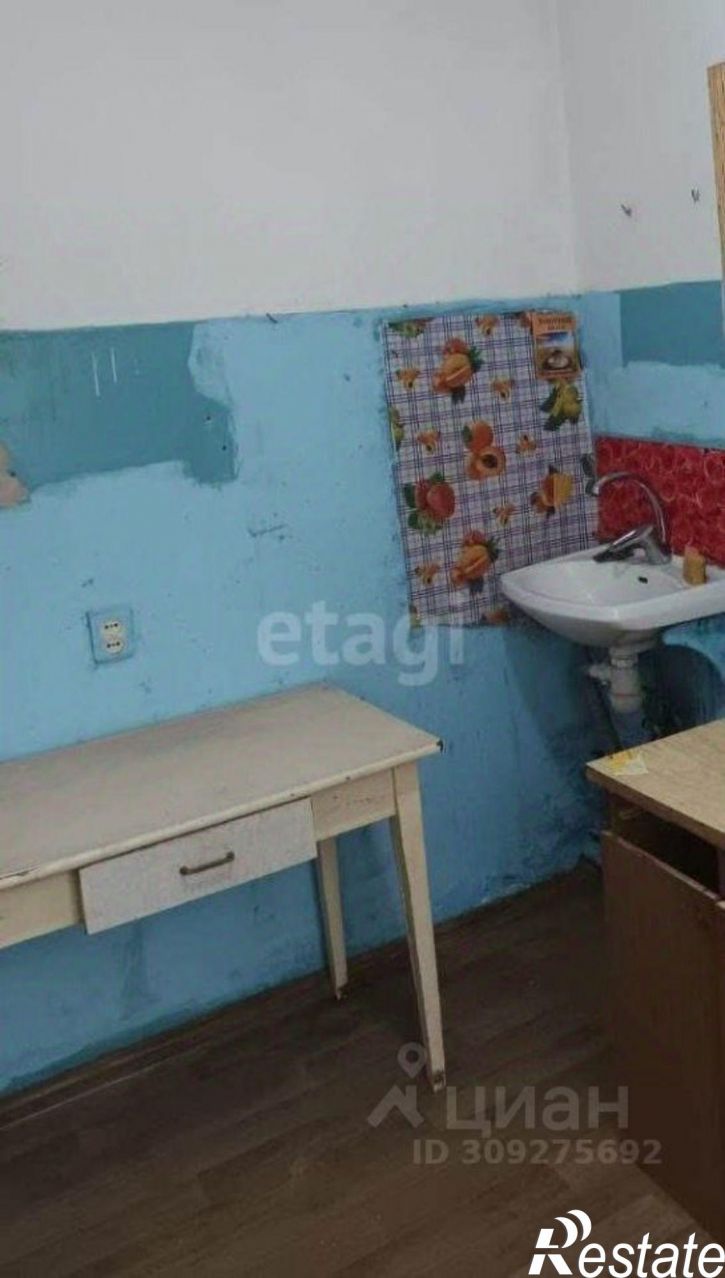 4-комн квартира проспект Победы, 38,  д. 38