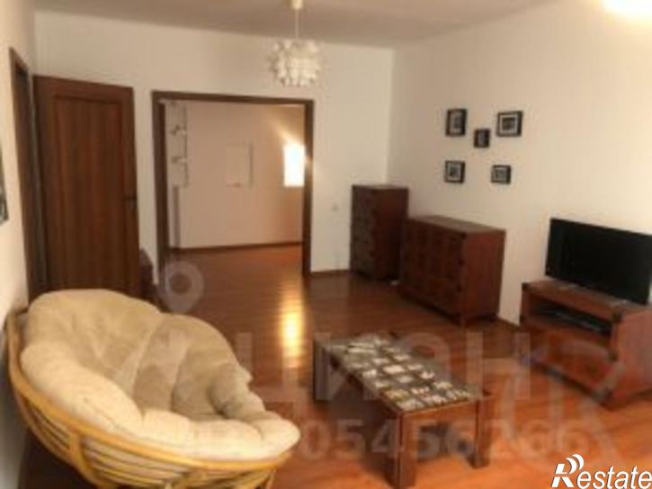 4-комн квартира ул Демышева, 123,  д. 123