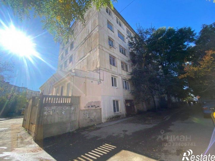 Комната улица 60-летия Октября, 44,  д. 44