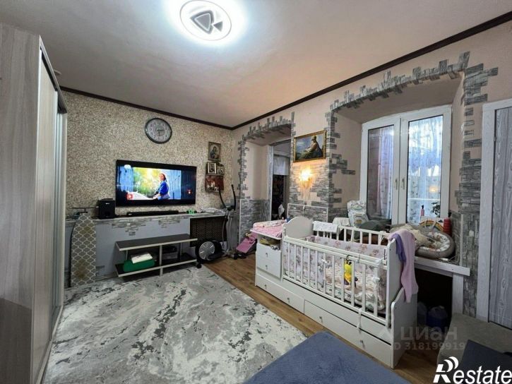 3-комн квартира ул Демышева, 8,  д. 8