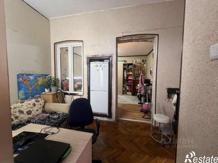 3-комн квартира ул Демышева, 8,  д. 8