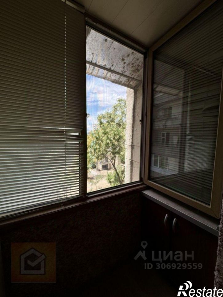 4-комн квартира пр-кт Победы, 62,  д. 62