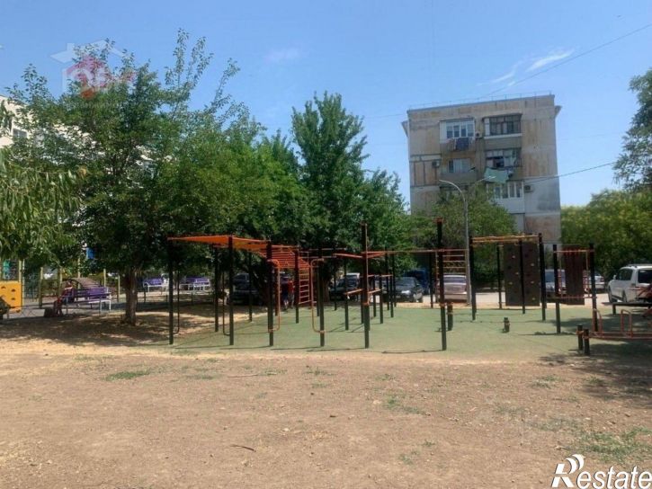 3-комн квартира улица 60-летия Октября, 28,  д. 28