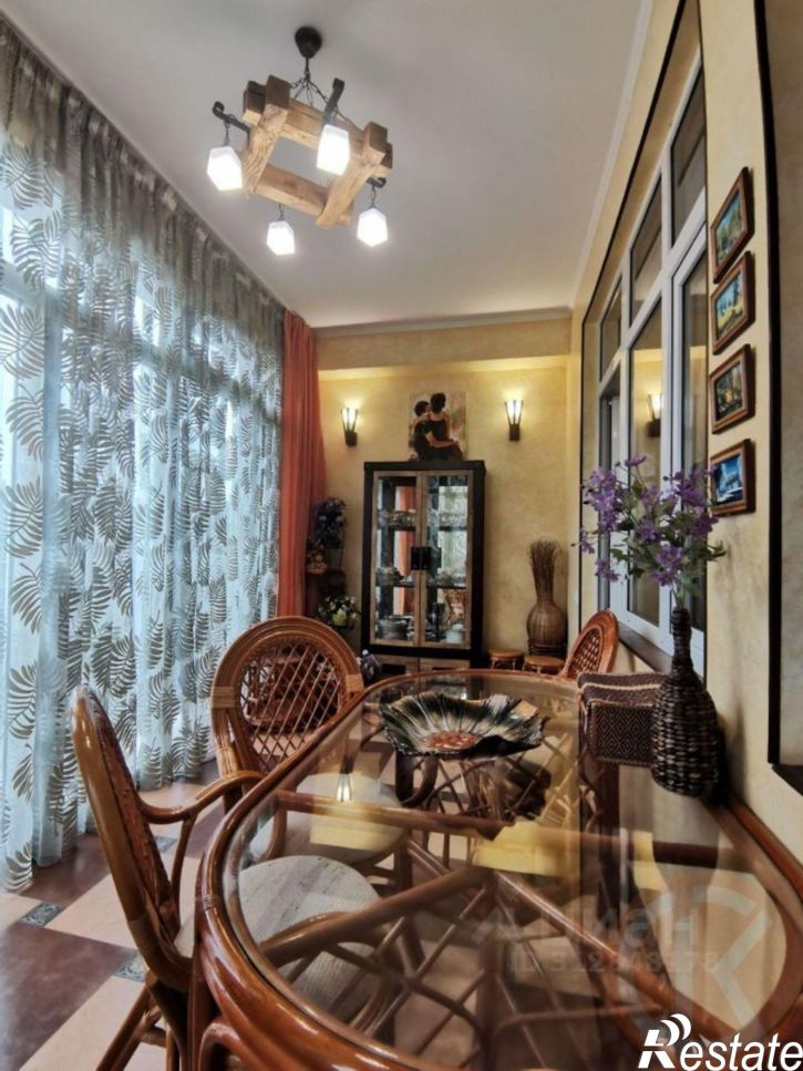 3-комн квартира улица Полупанова, 27А,  д. 27А