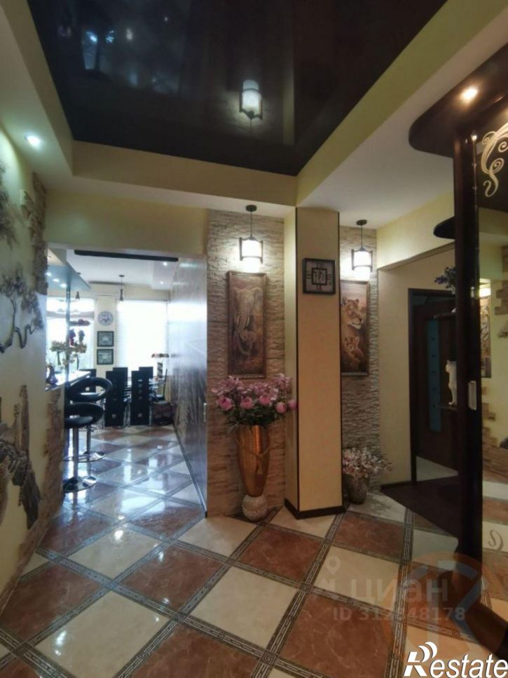 3-комн квартира улица Полупанова, 27А,  д. 27А