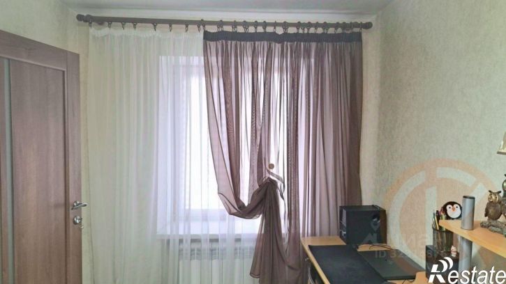 3-комн квартира проспект Победы, 27,  д. 27