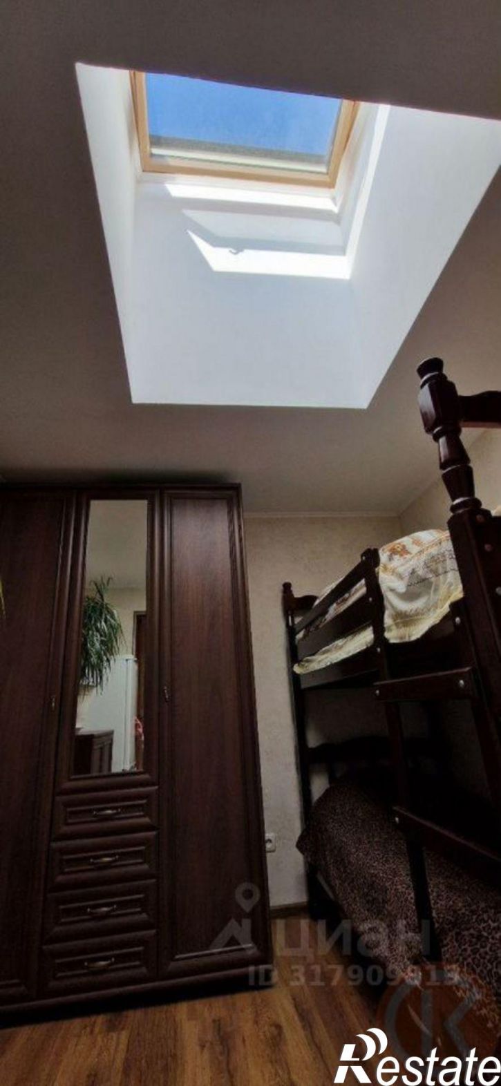 3-комн квартира ул Толстого, 8,  д. 8