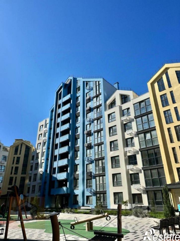 2-комн квартира улица 60-летия СССР, 10,  д. 10