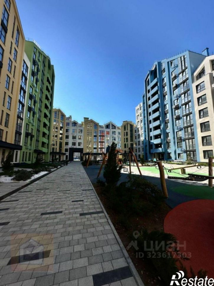 2-комн квартира улица 60-летия СССР, 10,  д. 10