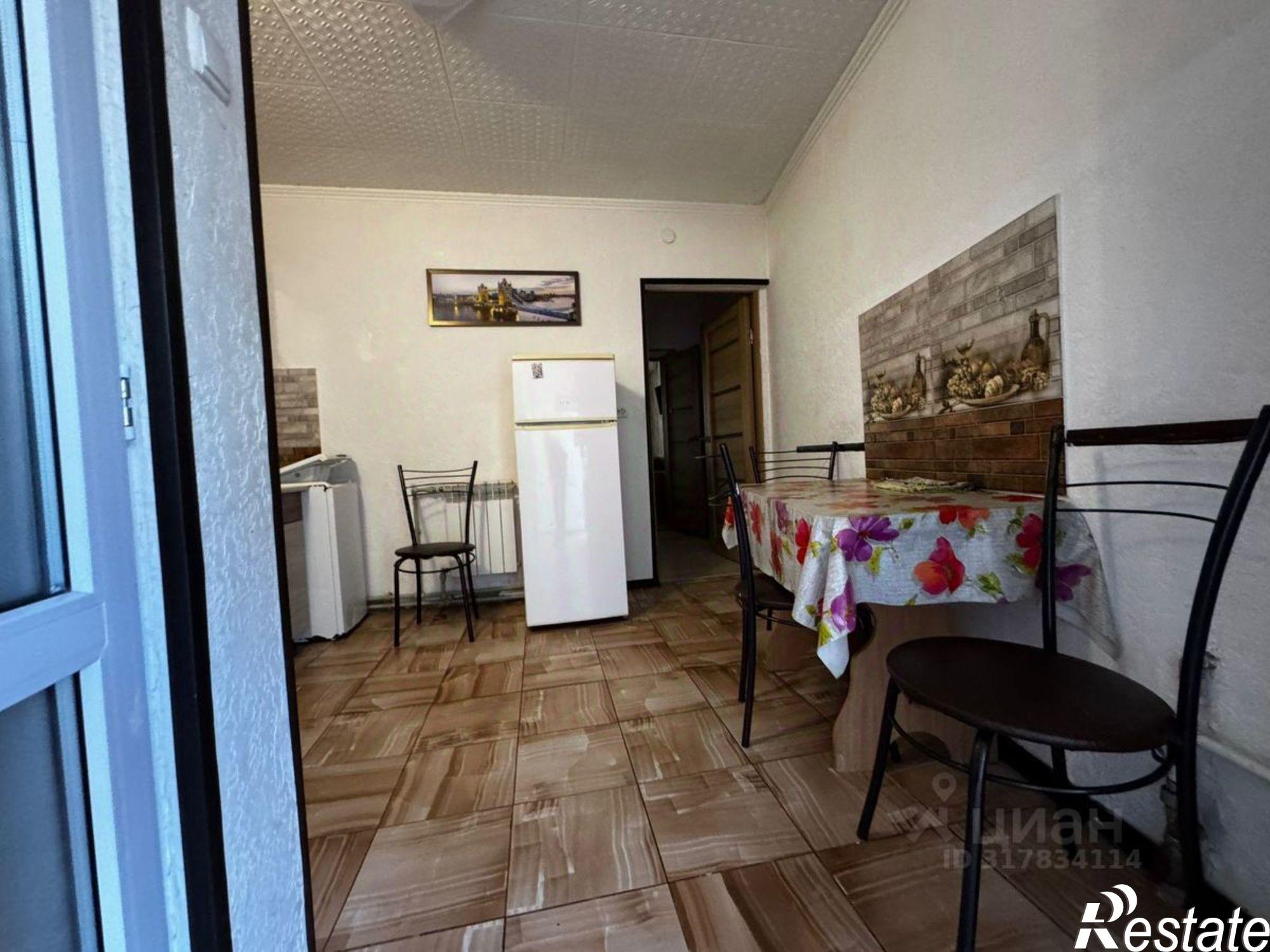 Купить квартиру за 9 999 900 рублей на ул Санаторская, 10