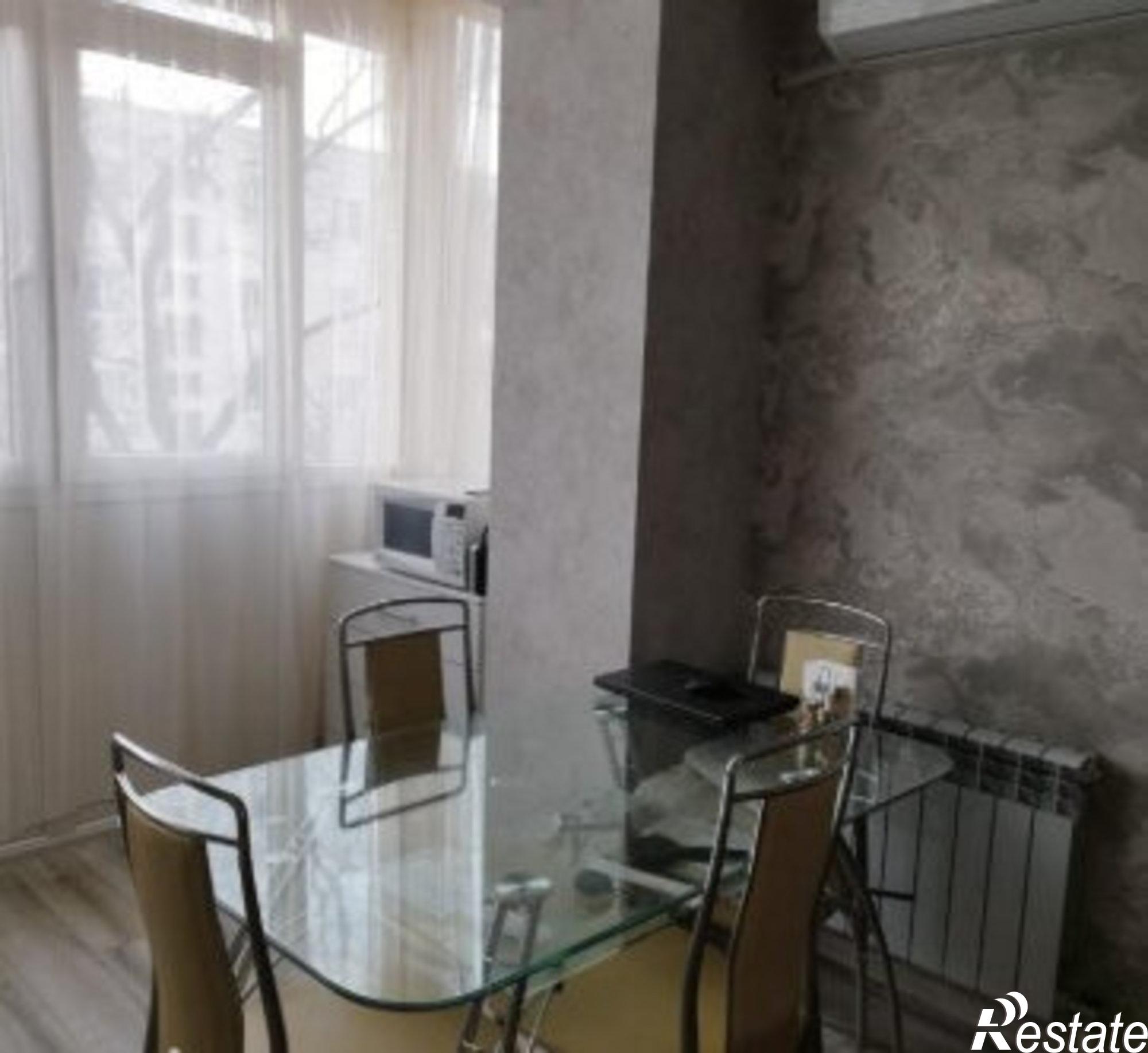 Купить квартиру за 10 200 000 рублей на улица Демышева, 156