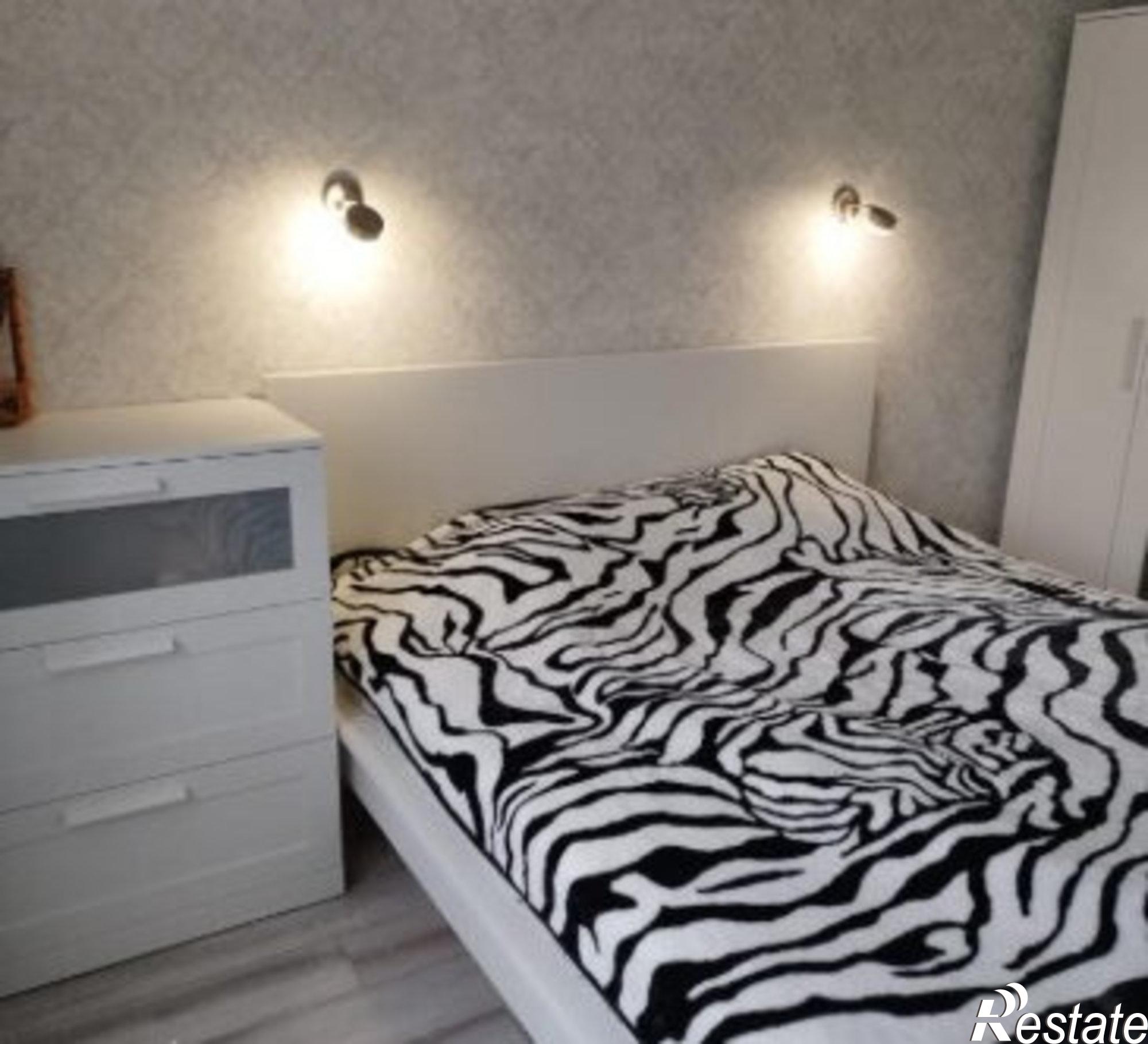 Купить квартиру за 10 200 000 рублей на улица Демышева, 156