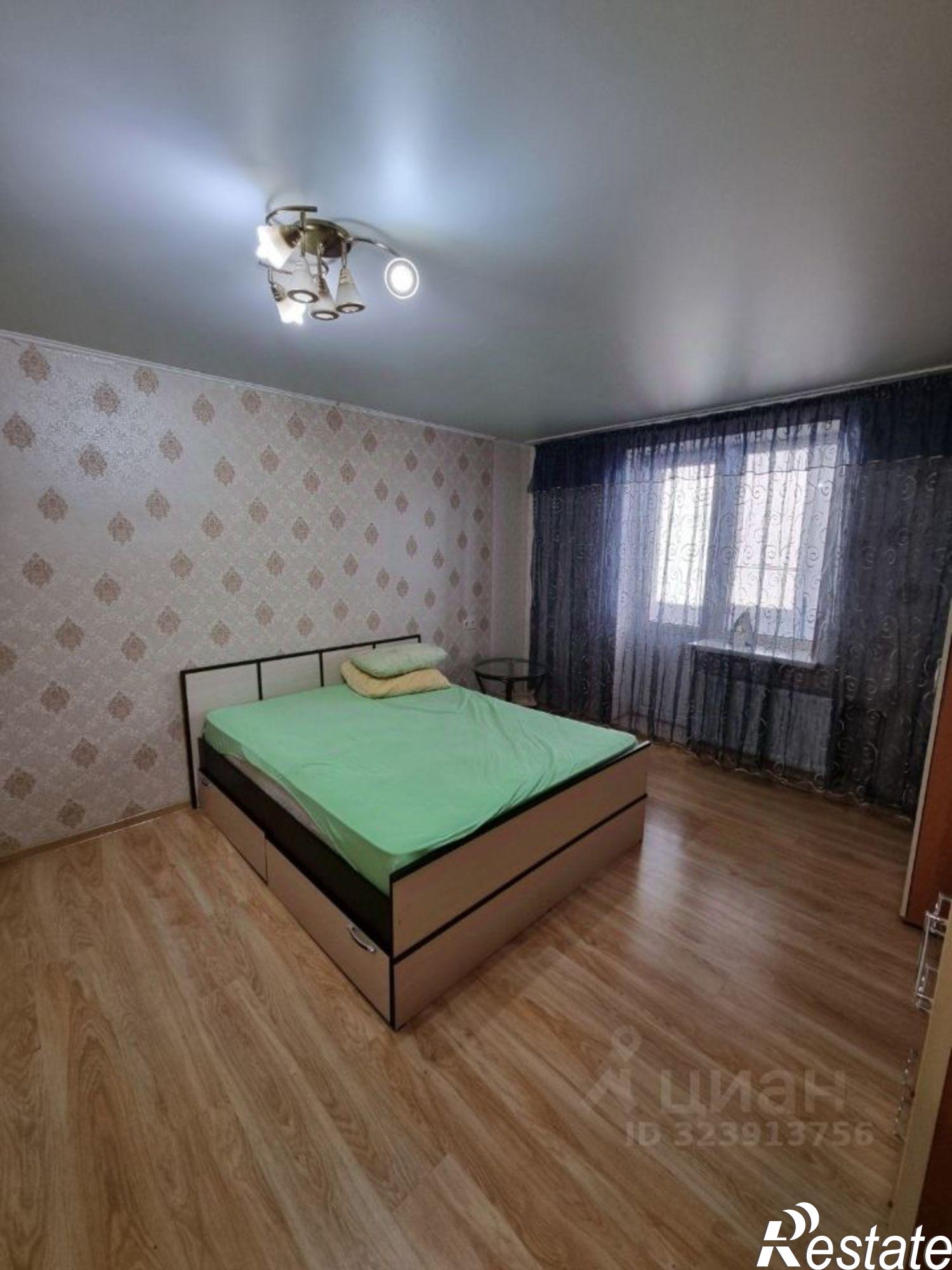 Сдать квартиру за 23 000 рублей на ул им.9-го Мая, 142б