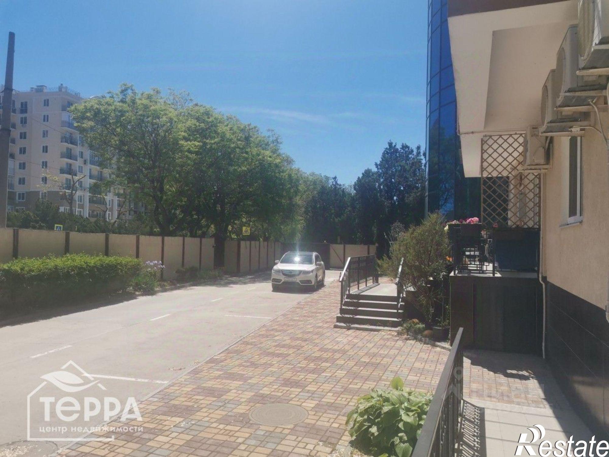 Купить квартиру за 15 900 000 рублей на улица Полупанова, 27А