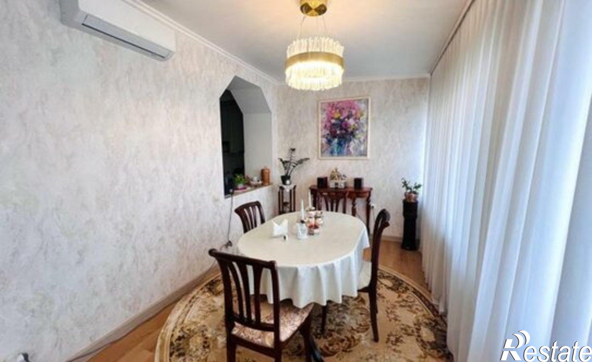 Купить квартиру за 19 000 000 рублей на ул 13 Ноября, 81