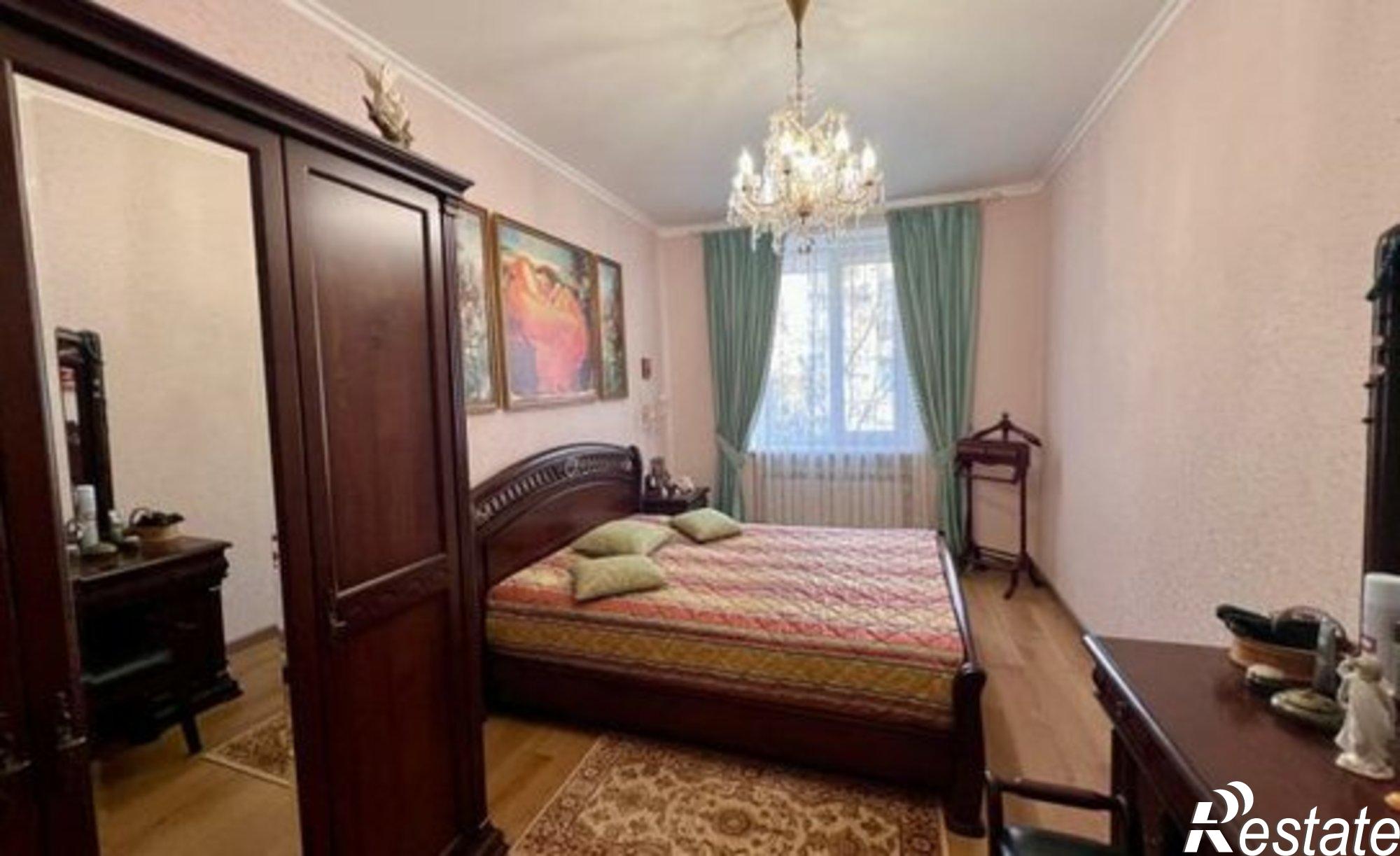 Купить квартиру за 19 000 000 рублей на ул 13 Ноября, 81