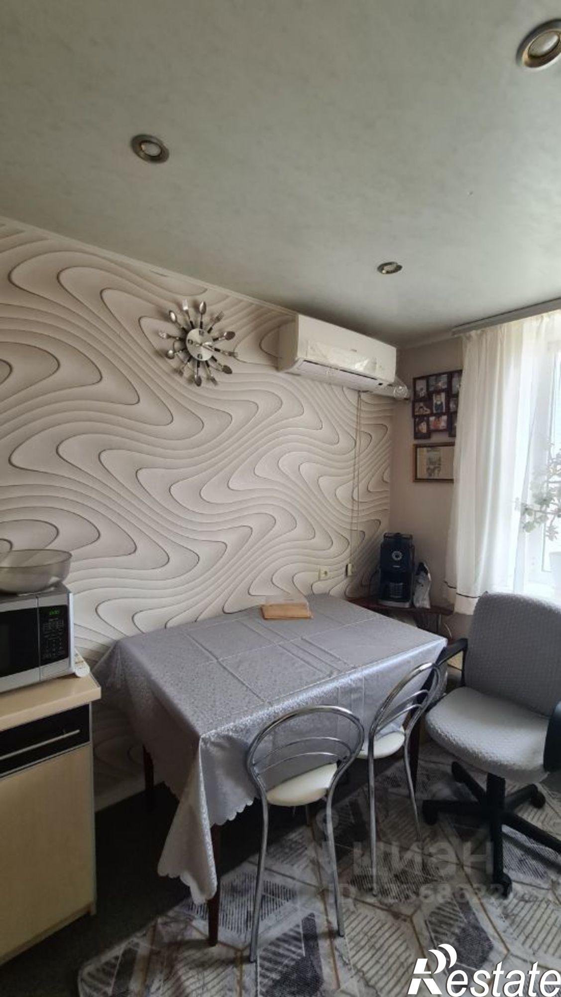 Купить квартиру за 14 000 000 рублей на проспект Победы, 67