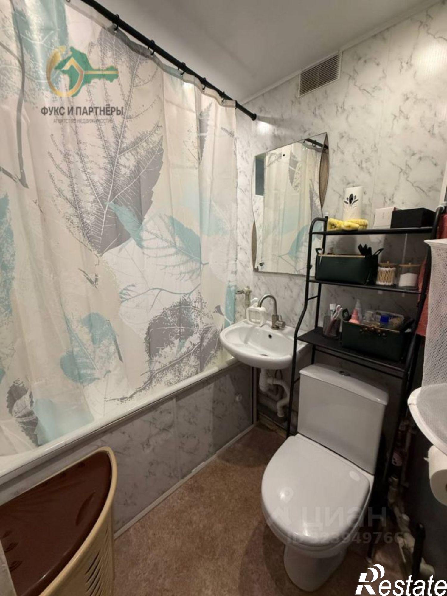 Купить квартиру за 8 000 000 рублей на Евпатория г., Победы пр-кт., 13