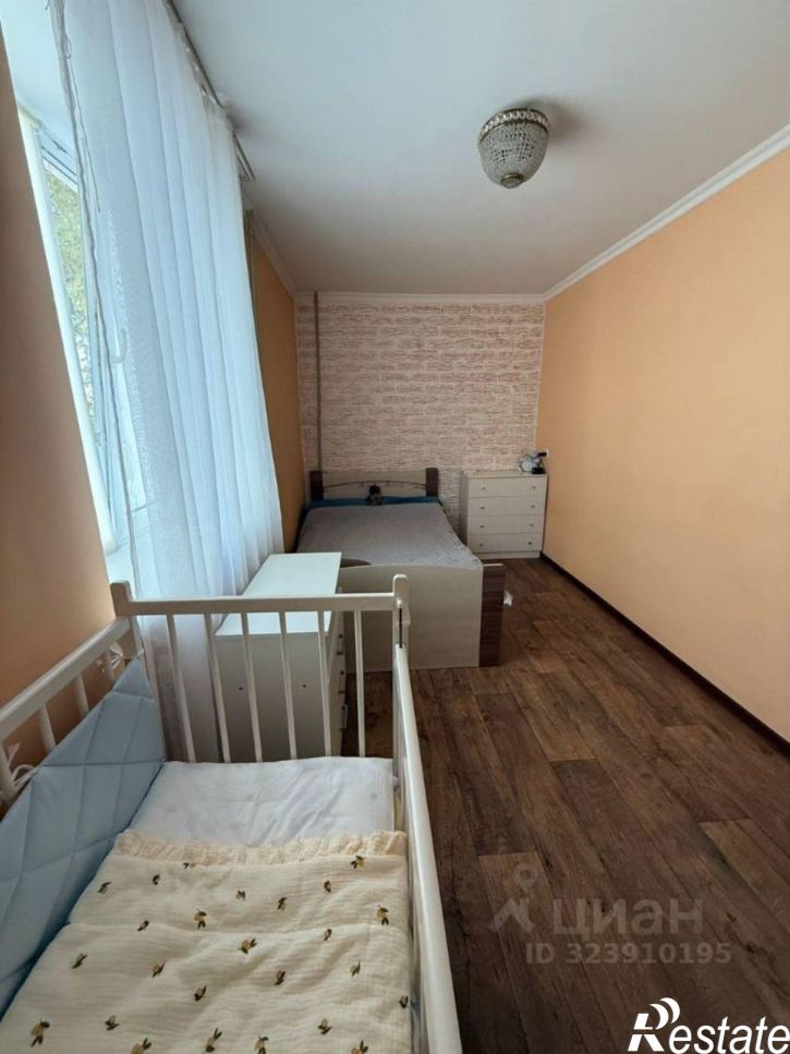 2-комн квартира ул Демышева, 13/128,  д. 13/128