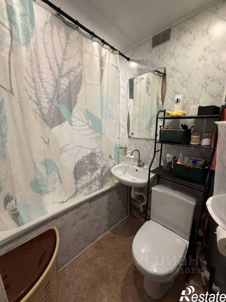 2-комн квартира ул Демышева, 13/128,  д. 13/128