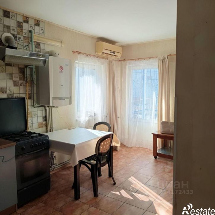 2-комн квартира улица Революции, 34/1/1,  д. 34/1/1