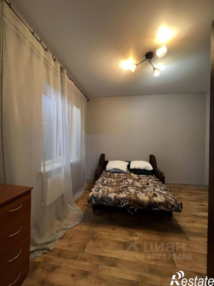 3-комн квартира улица Демышева, 99,  д. 99