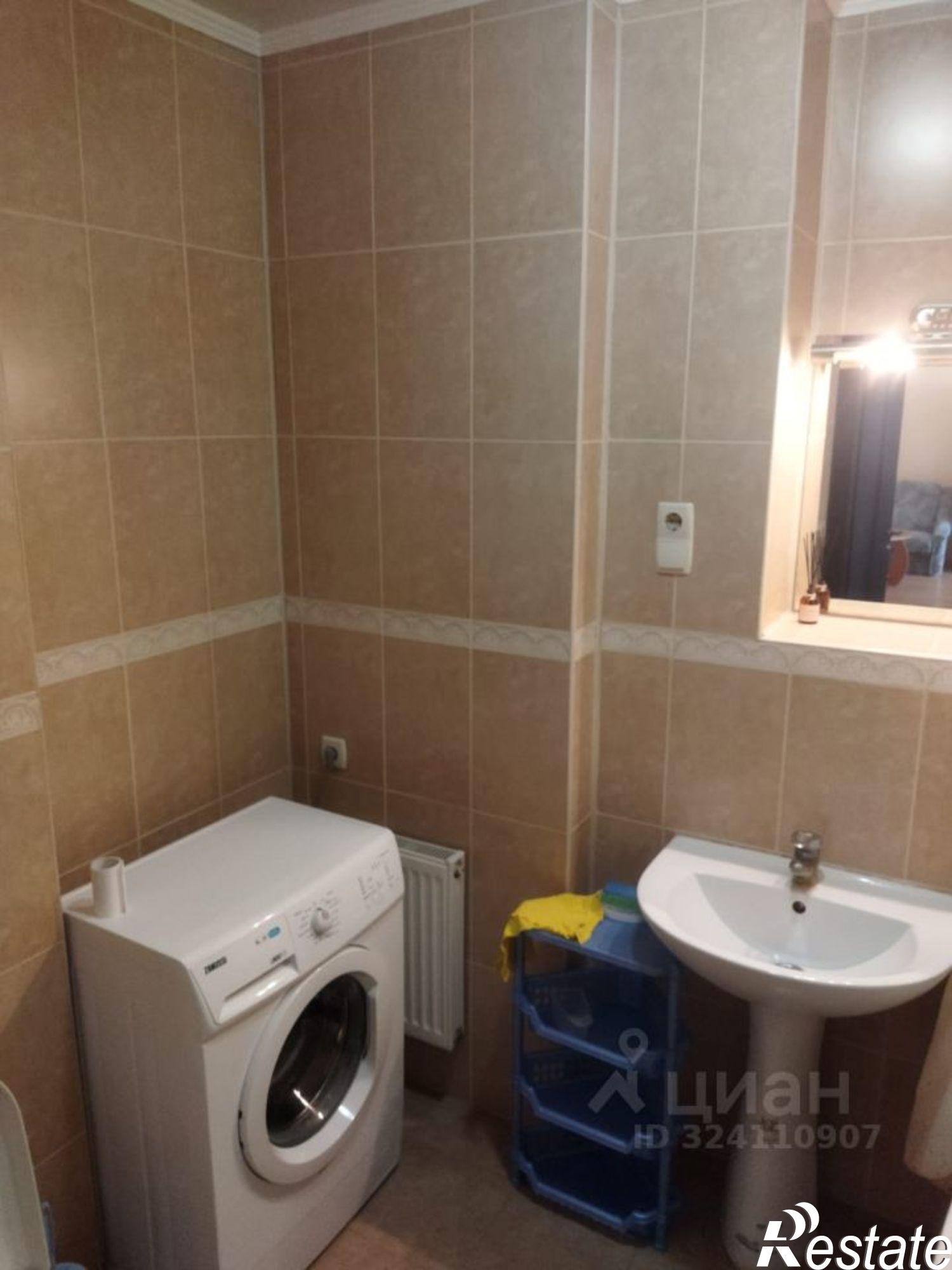 Купить квартиру за 12 000 000 рублей на ул Демышева, 127А