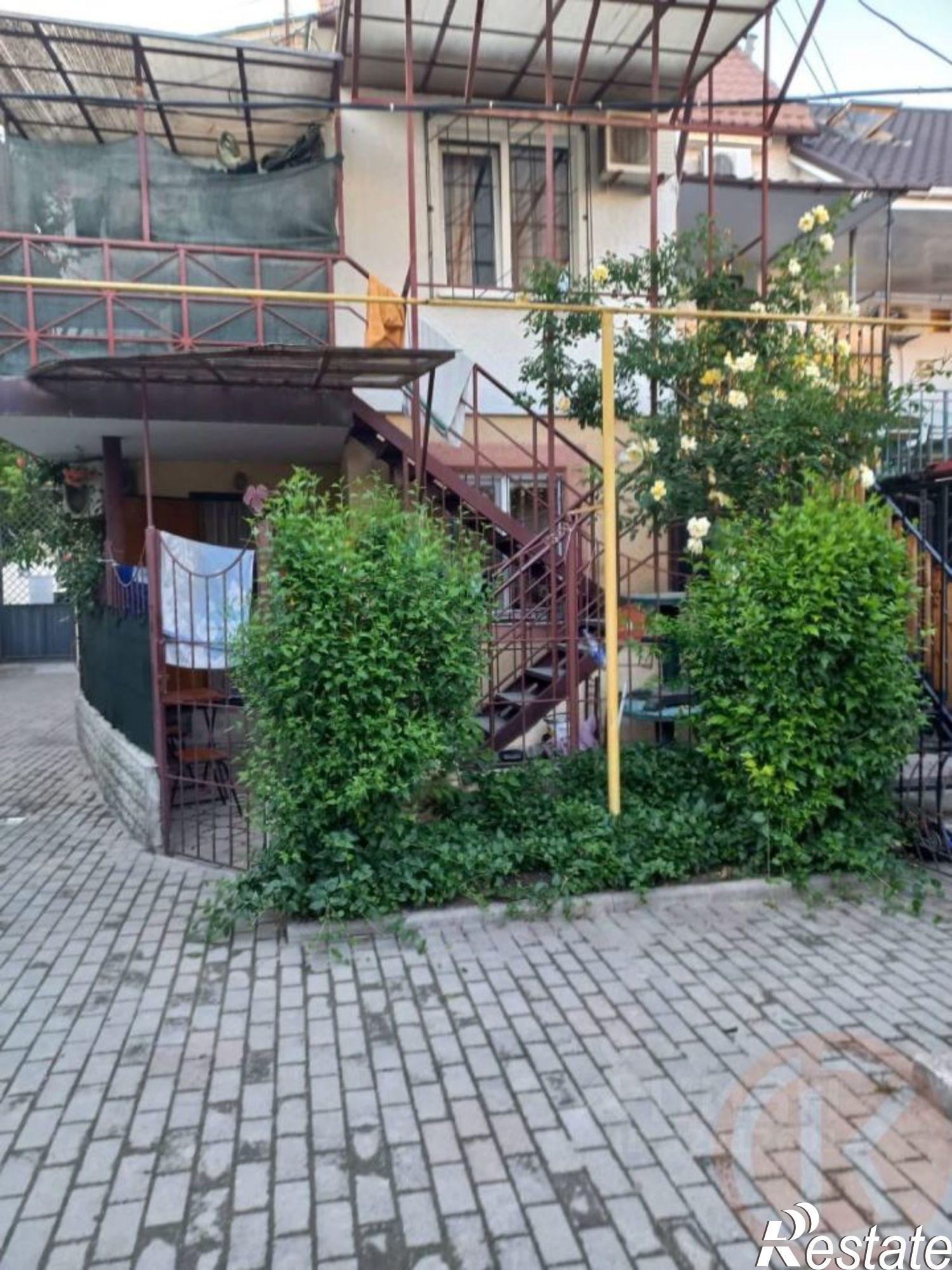 Купить квартиру за 12 000 000 рублей на Санаторная улица, 19