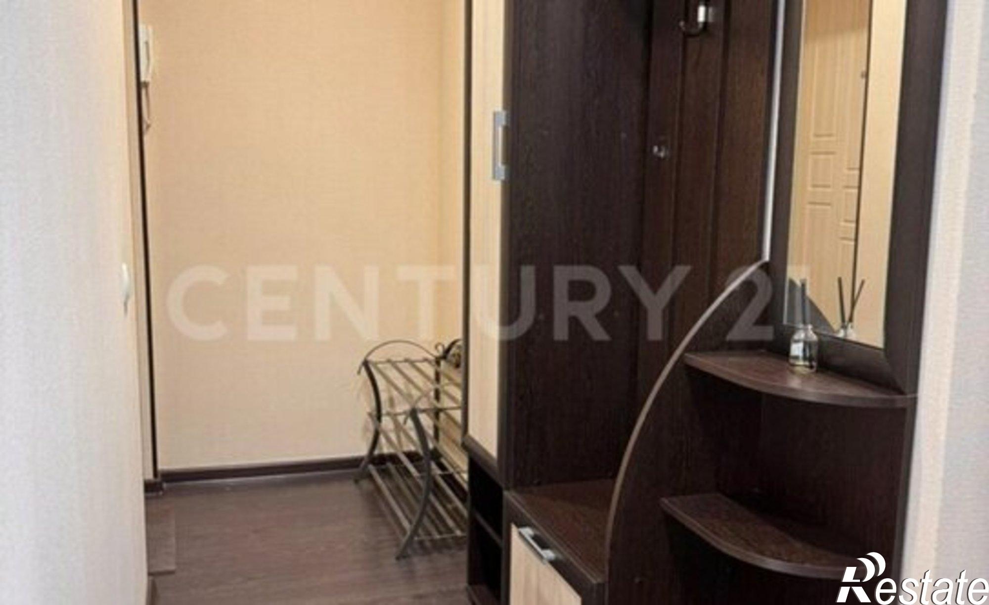 Купить квартиру за 8 300 000 рублей на Интернациональная улица, 121