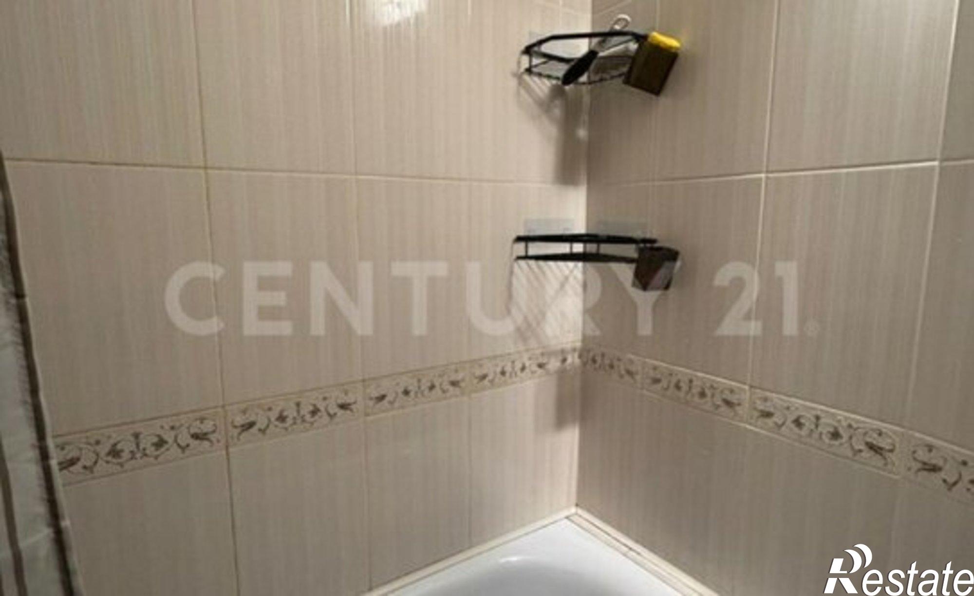 Купить квартиру за 8 300 000 рублей на Интернациональная улица, 121