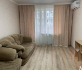 2-комн, 47кв м, этаж 3/5 улица Демышева, 154