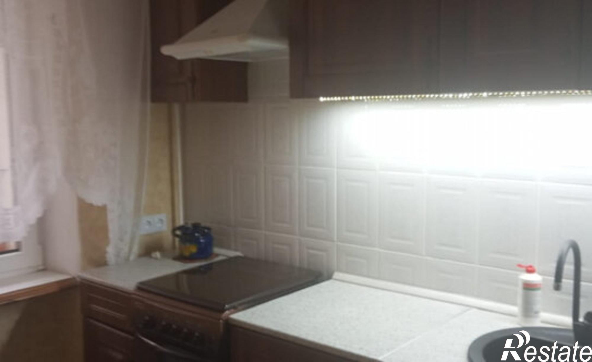 Купить квартиру за 10 000 000 рублей на ул им.60-летия Октября, 22а